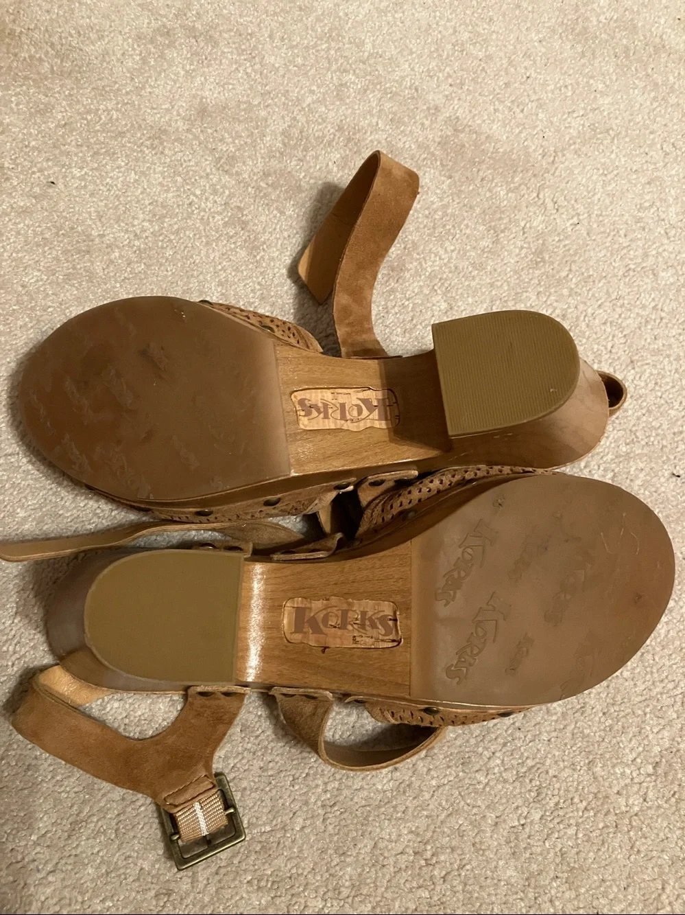 Korks Women’s wooden platform shoes